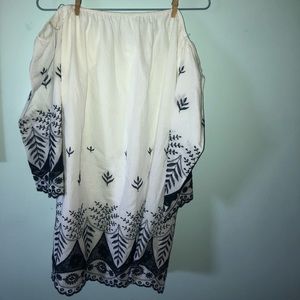 beautifully embroidered off the shoulder tunic!